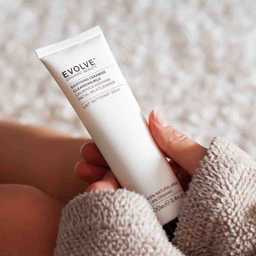 Evolve Organic Beauty Cleanser Soothing Ceramide Cleansing Milk