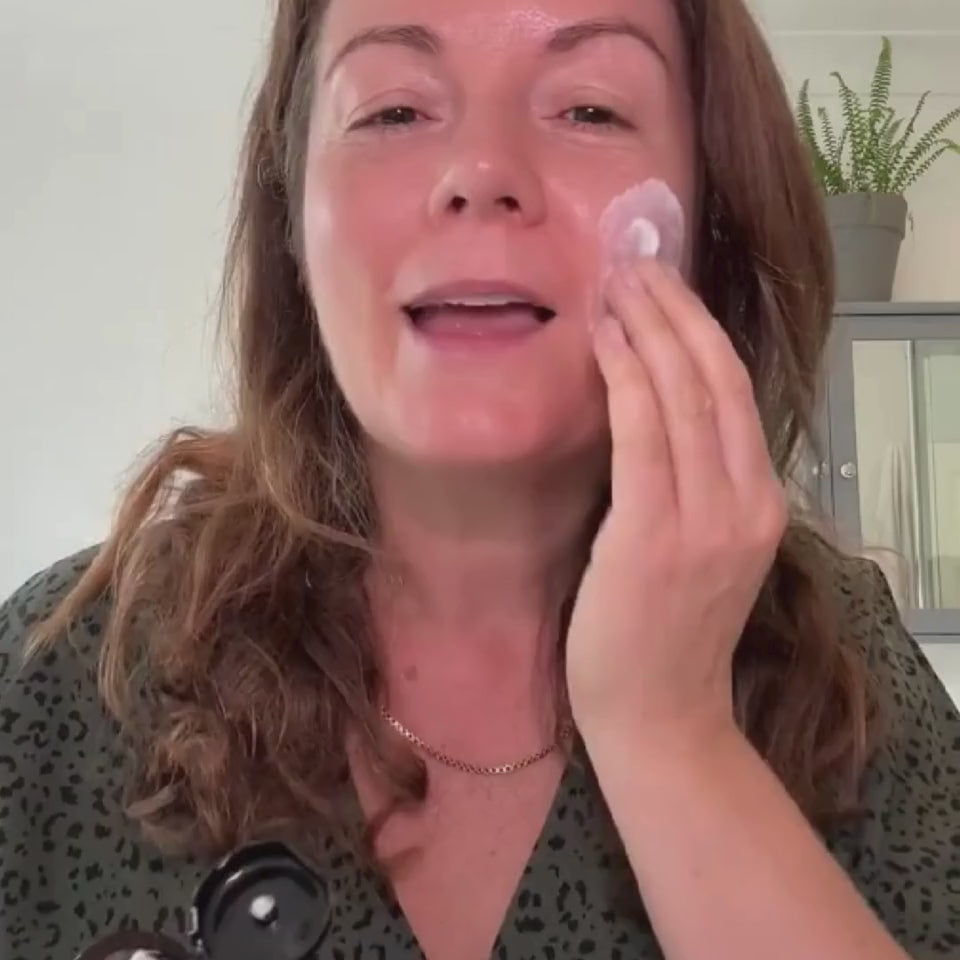Soothing Ceramide Cleansing Milk