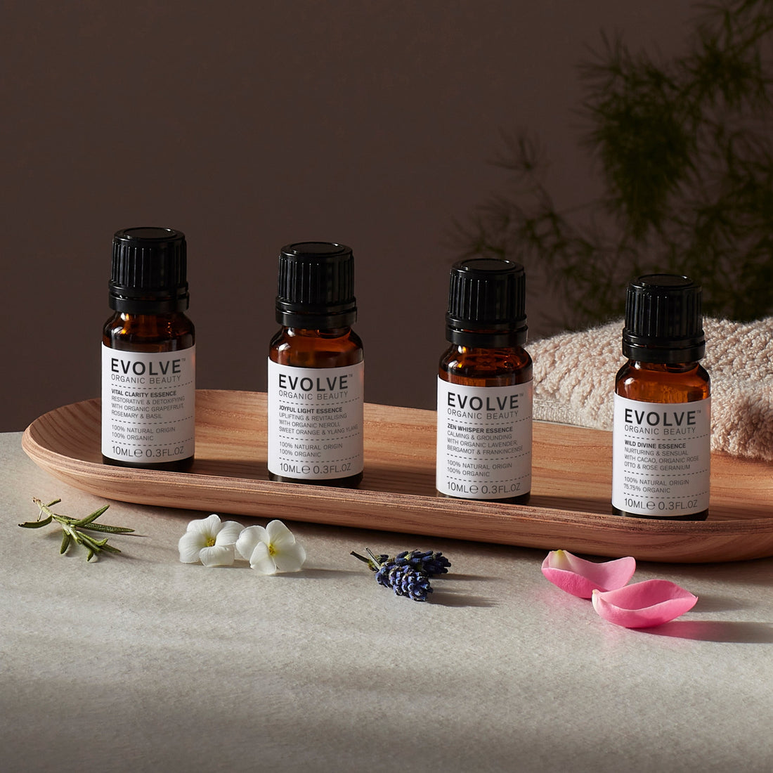 Evolve Organic Beauty Gift Set / Bundle Aromatherapy Essence Collection