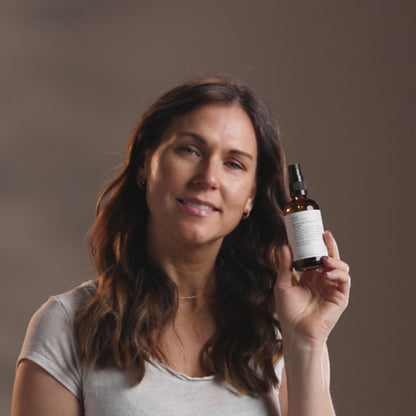 video of woman applying Age defying hydrating face mist evolve organic beauty